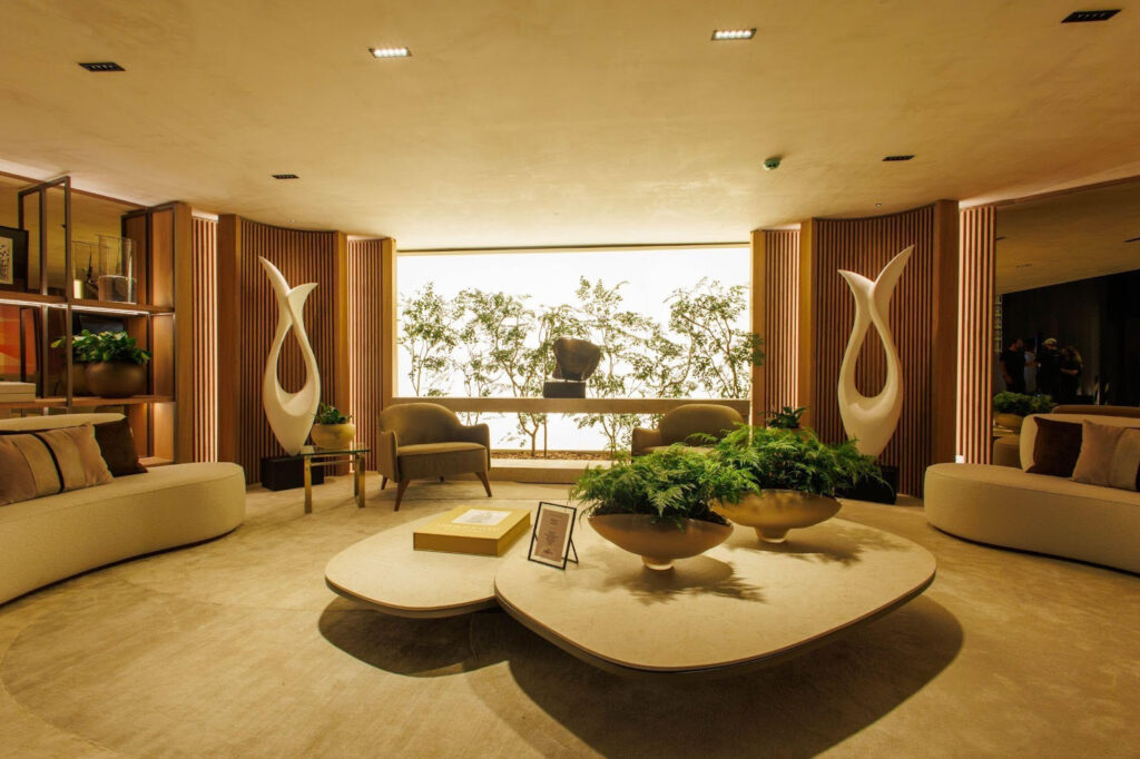 Cores que acolhem e libertam. O que as tendências cromáticas revelam sobre o nosso jeito de viver