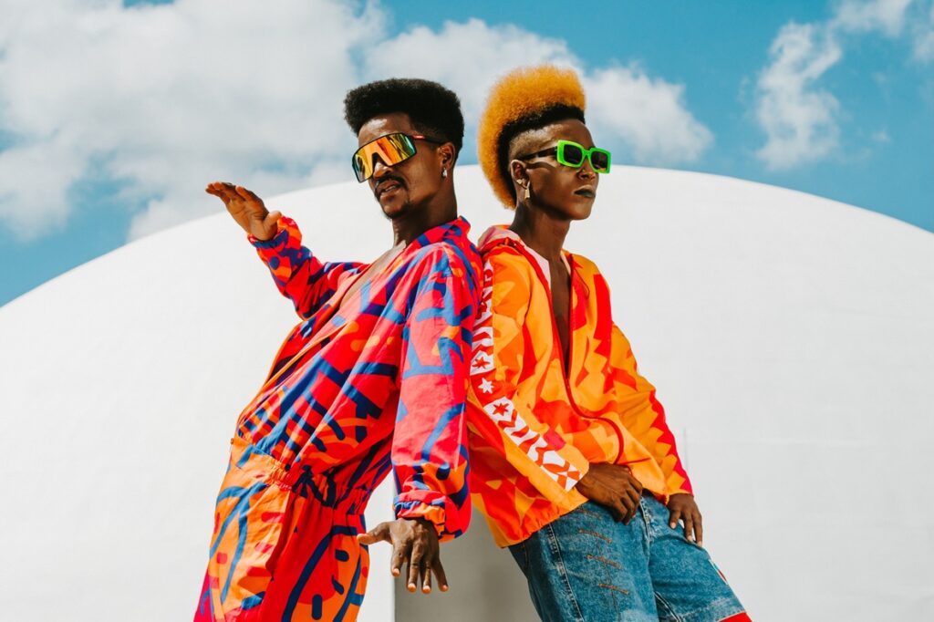 Mostra Brasilidades une arte, design, moda e cultura